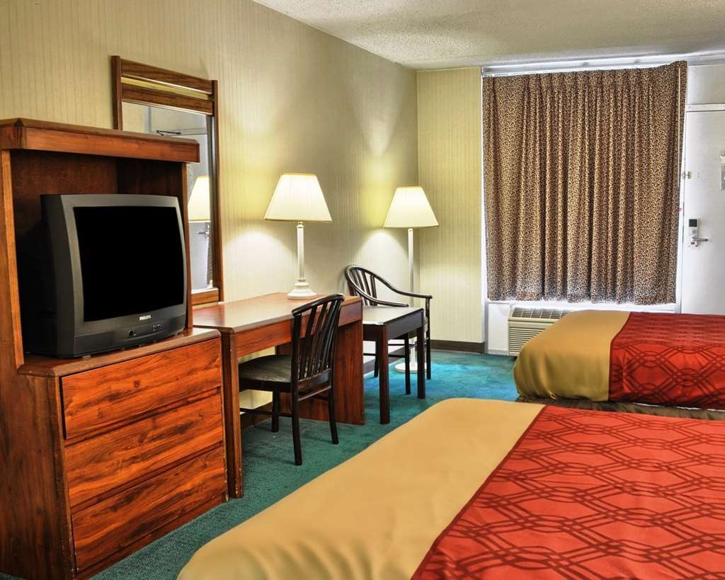 Howard Johnson By Wyndham Atlanta College Park Ruang foto
