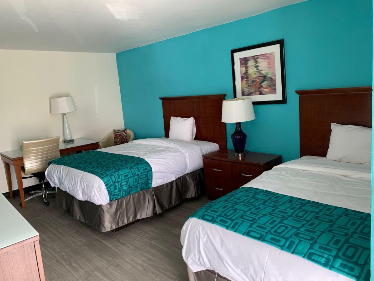 Howard Johnson By Wyndham Atlanta College Park Bagian luar foto