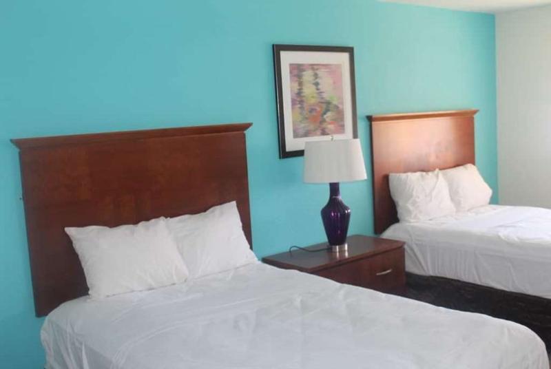 Howard Johnson By Wyndham Atlanta College Park Bagian luar foto